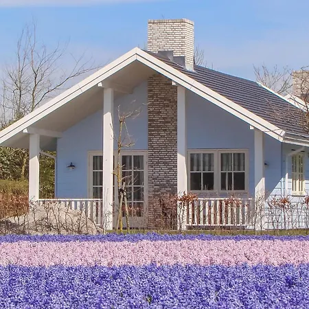 3 Bedroom Awesome In Noordwijk