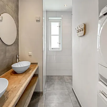 Holiday home 3 Bedroom Awesome In *